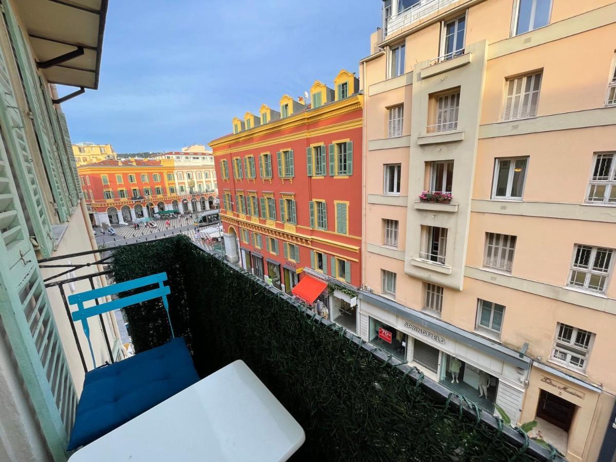 Renting - 2 Massena - Luxury Loft - Balcony Massena Square View - Aircon *