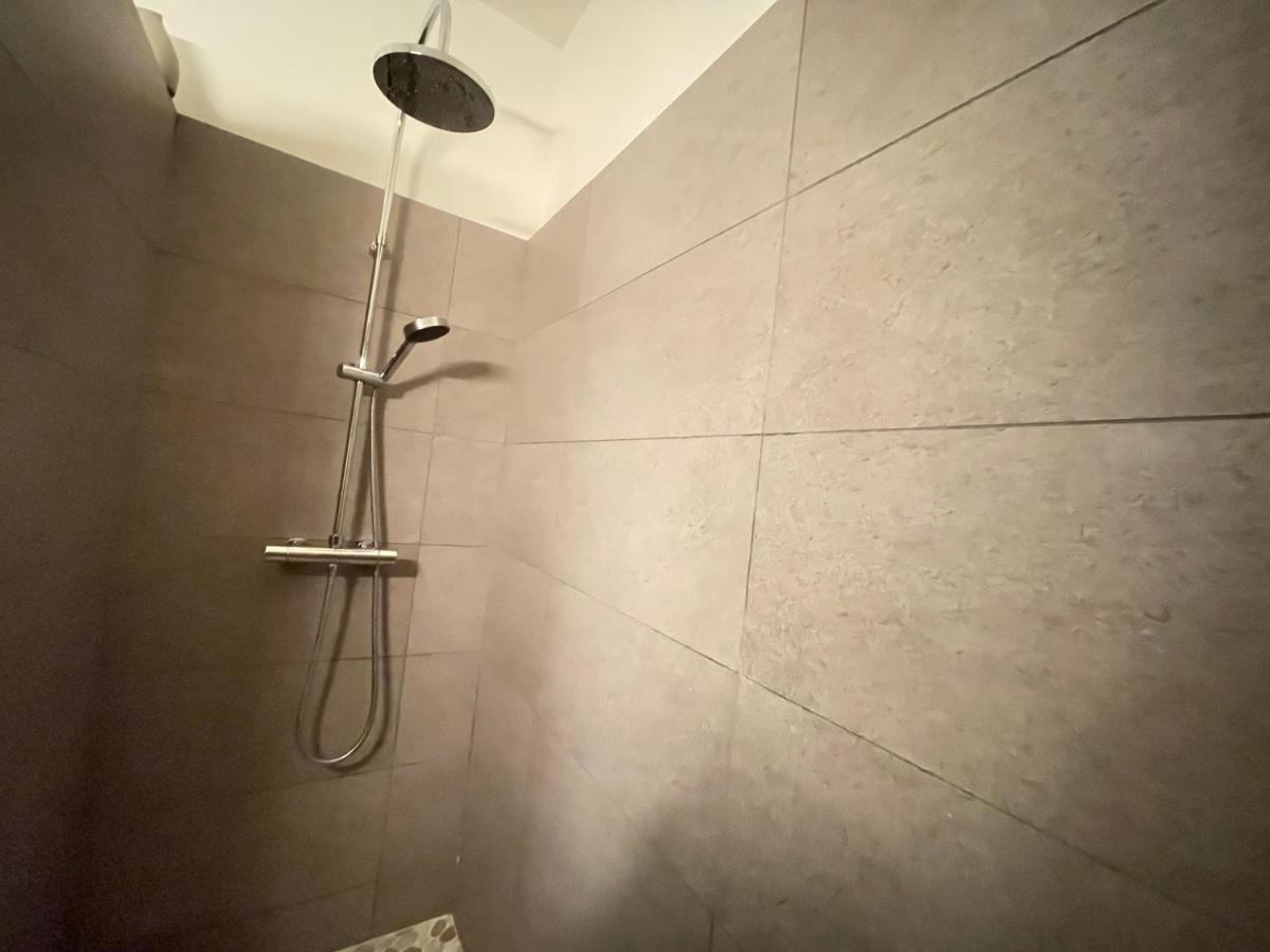 Renting - 2 Massena - Luxury Loft - Balcony Massena Square View - Aircon Nice